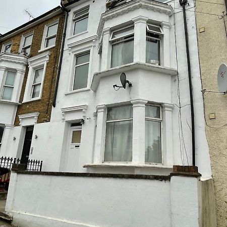 Ferienwohnung Elmdene Road London Exterior foto